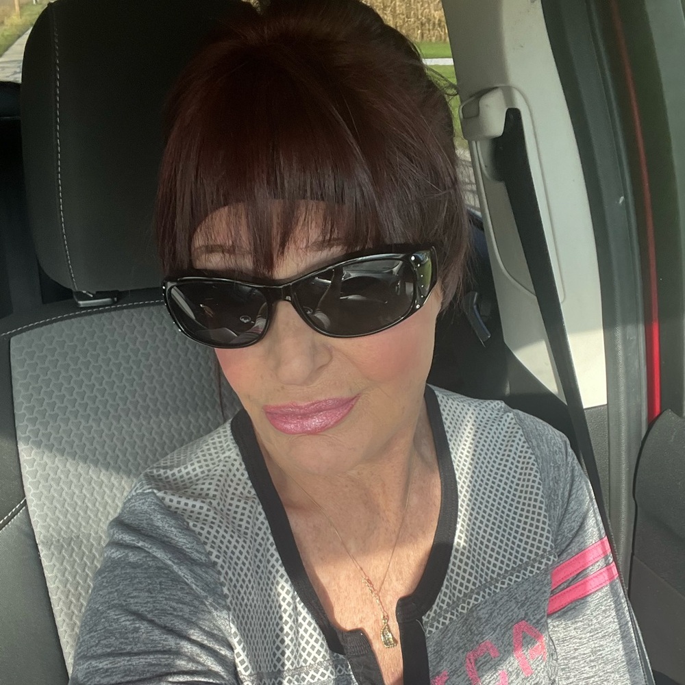Meet your Posher, Jackie